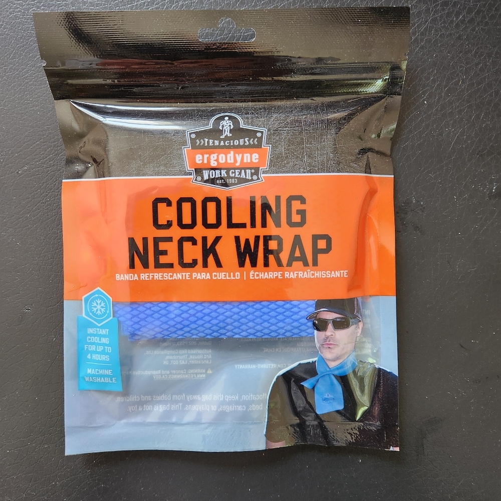 ERGODYNE COOLING NECK WRAP NEW IN PACKAGE